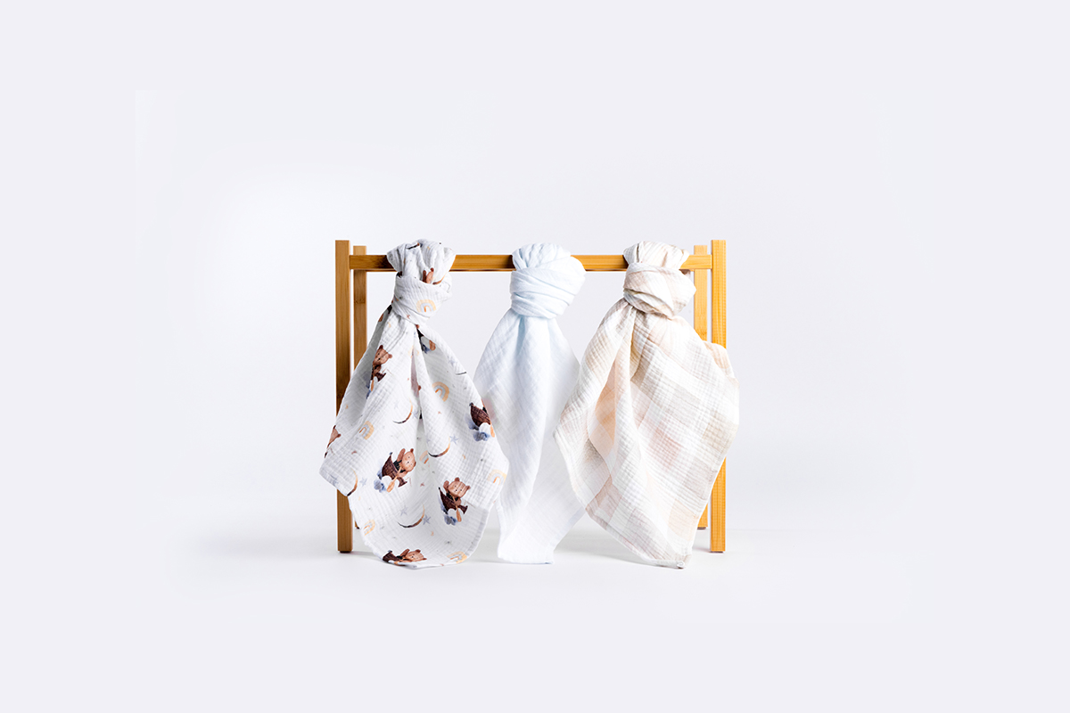 set-tetra-pelena-muslin-medo-u-ladi-i-karirana-1