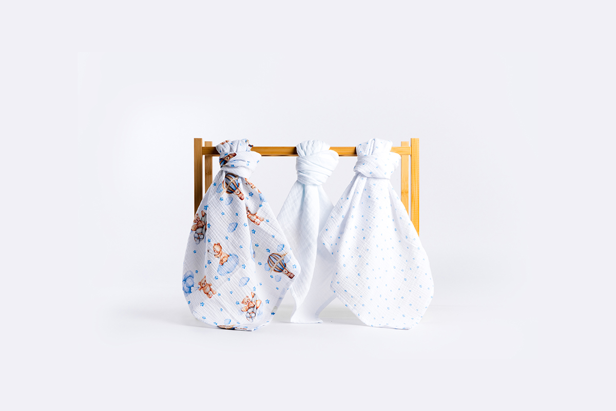 set-tetra-pelena-muslin-uspavani-medo-plavi-1